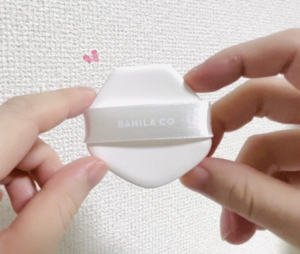 BANILA COホワイトクッション
 パフ１
